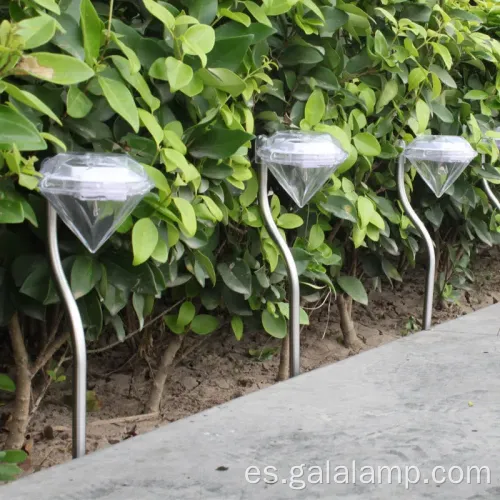 Vibrantes luces de jardín LED impermeables con energía solar